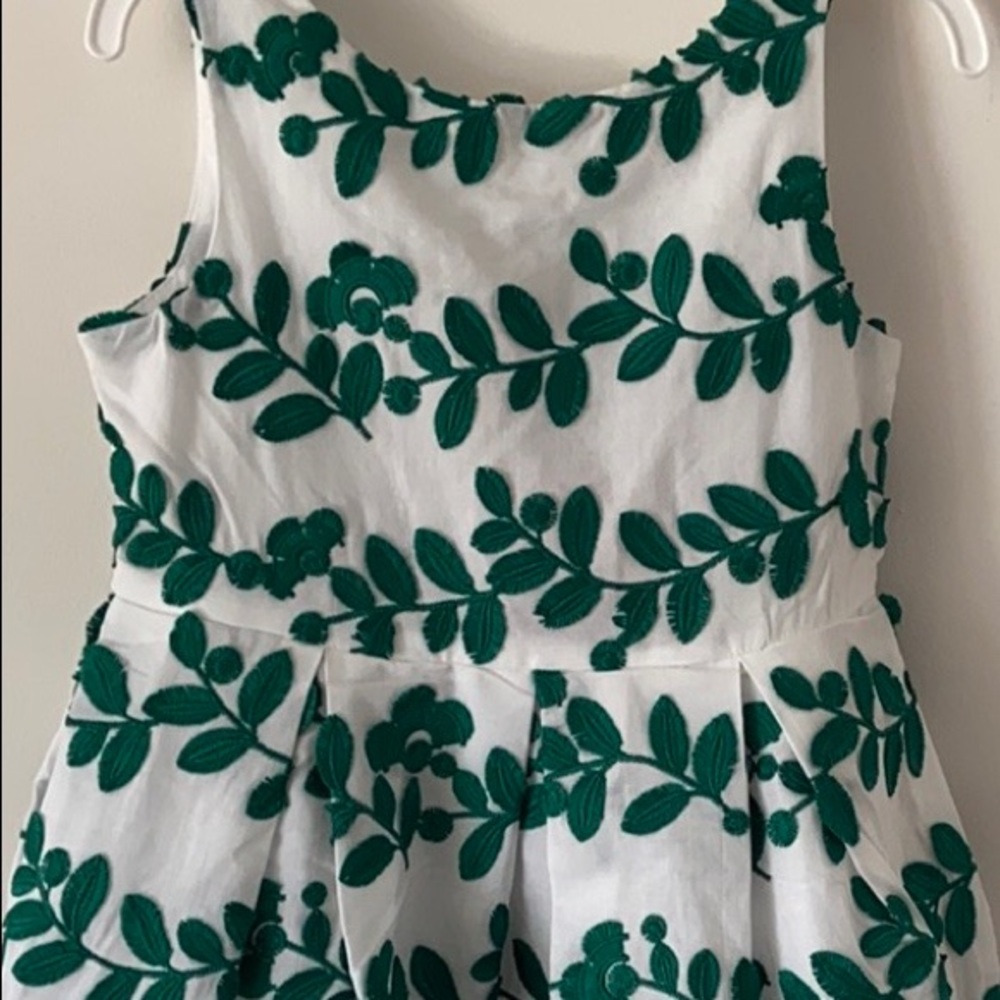 - Girls 4 Janie and Jack Green Embroidered Dress